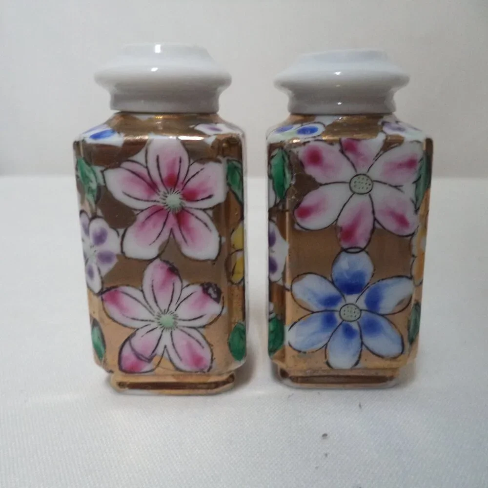Vintage Chintz Porcelain Salt Pepper Shaker Set small gold pink green yellow 2.7